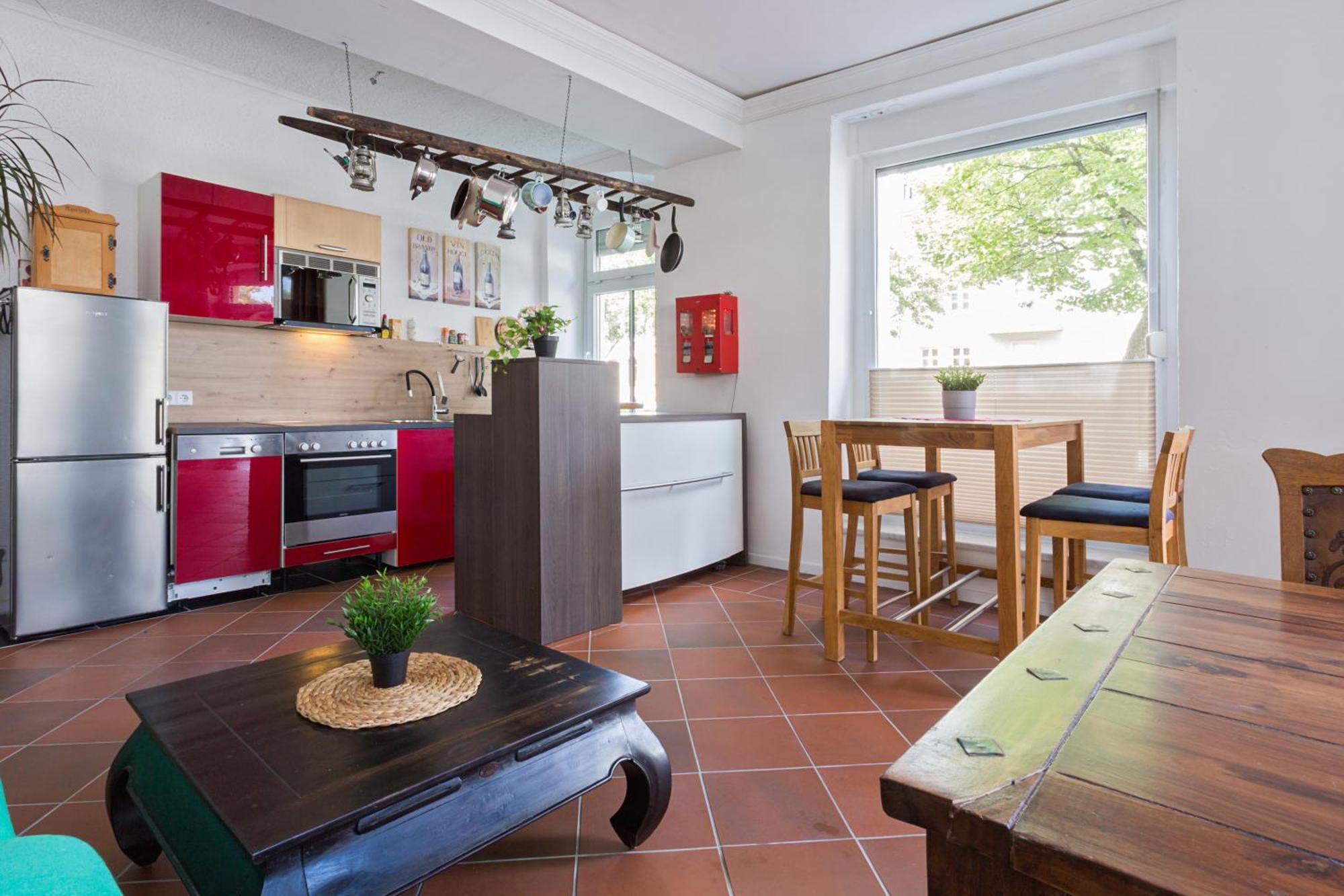 Gaestezimmer I Einzelzimmer Mit Gemeinschaftsbad Und Gemeinschaftskueche * Хемниц